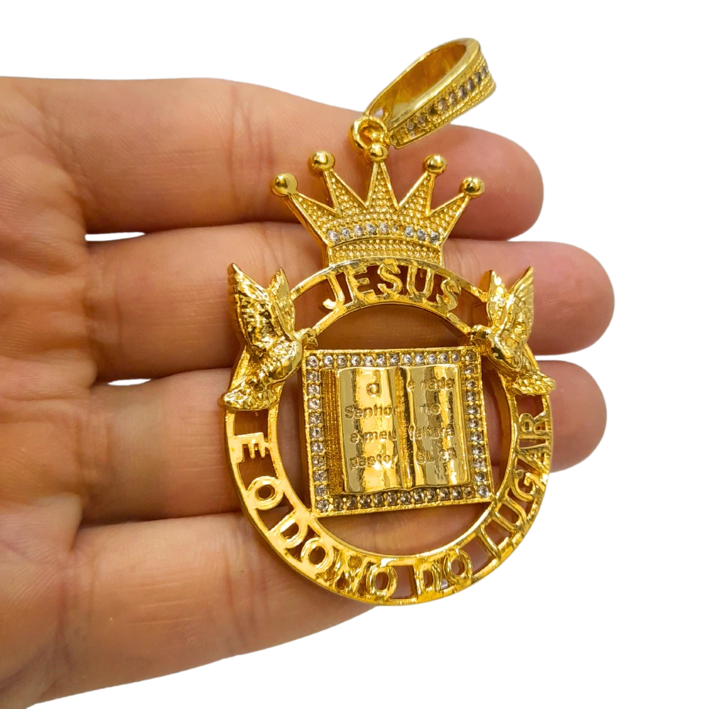 Cordão+Pulseira Grumet 9mm Fecho Duplo Pingente Coroa Bíblia Versículo "O senhor é meu pastor" Banhado a Ouro 18k