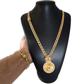 Cordão + Pulseira Grumet 9mm + Pingente Fé Mãos Rezando Banhado a Ouro 18k