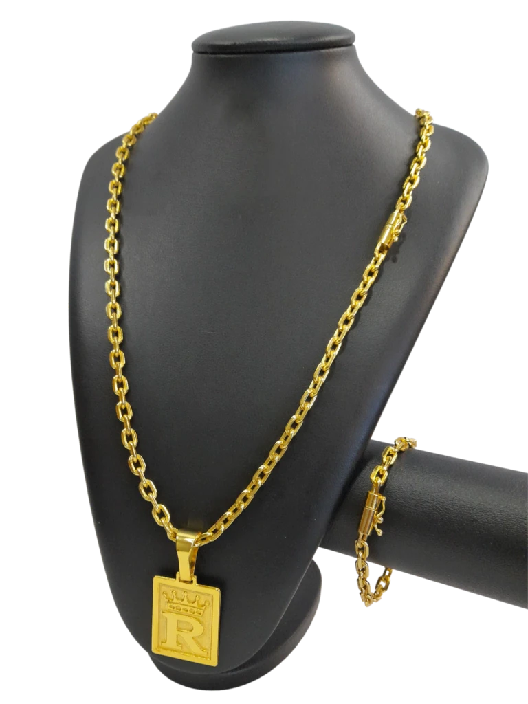 Cordão / Corrente com Pulseira Cadeado 7mm Pingente Letra Coroa A a Z Banhado a Ouro 18k