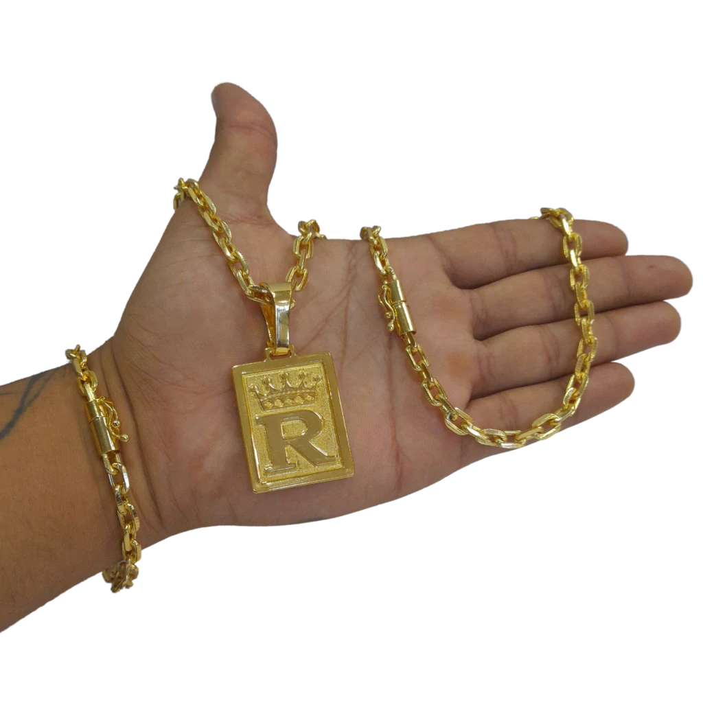 Cordão / Corrente com Pulseira Cadeado 7mm Pingente Letra Coroa A a Z Banhado a Ouro 18k