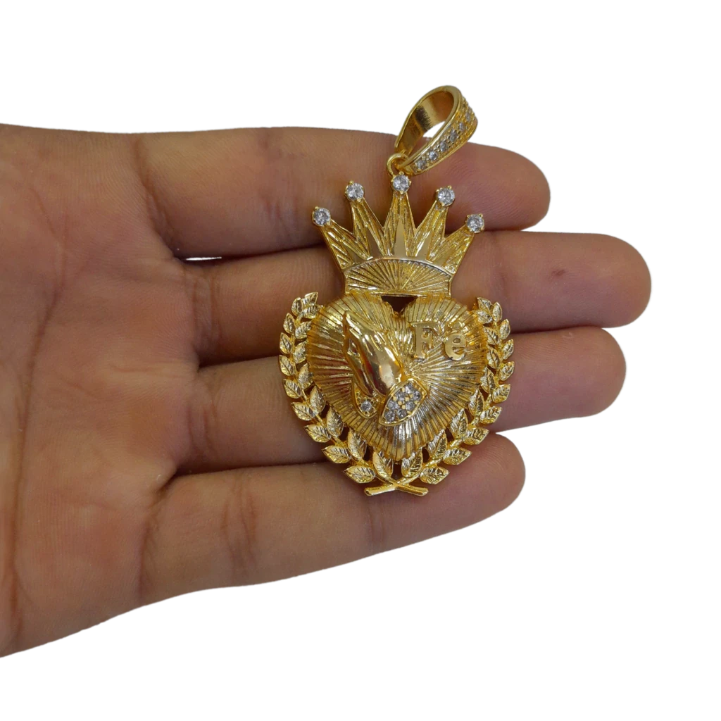 Cordão+Pulseira Friso S 16mm Pingente Fé Mãos Coração Banhado a Ouro 18k