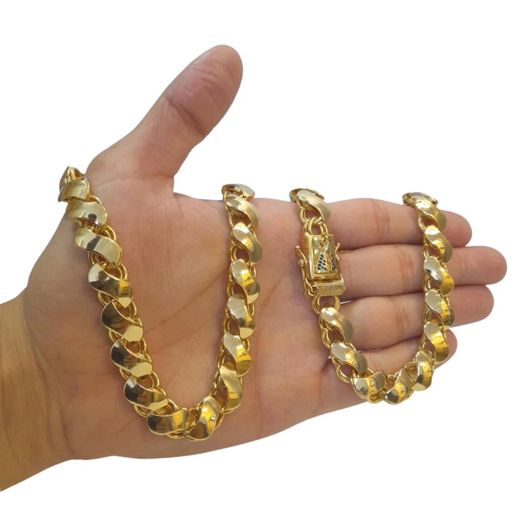 Cordão Friso S 13mm Fecho Nossa Senhora Banhado a Ouro 18k