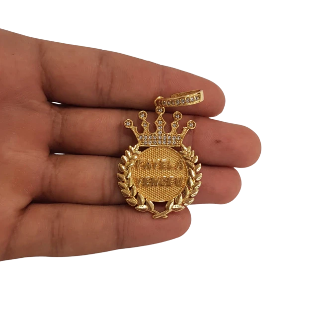 Cordão+Pulseira Friso S 9mm Pingente Favela Venceu Cravejado Banhado a Ouro 18k