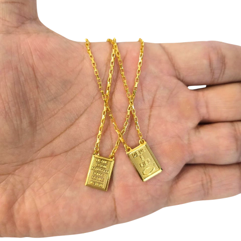 Escapulário Tijolinho 2mm "Deus é fiel" Banhado A Ouro 18k