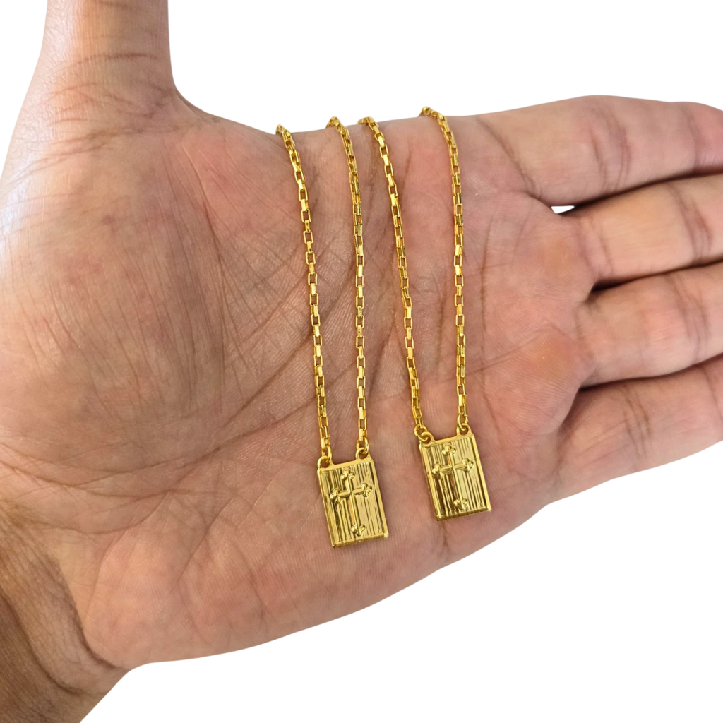 Escapulário Tijolinho 2mm Cruz Templária Banhado A Ouro 18k